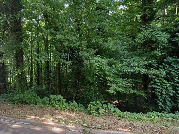 2066 Maple Dr NW, Kennesaw, GA 30144