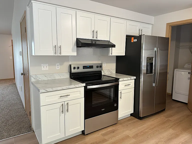 5525 67th Ave NE #B — Photo 3