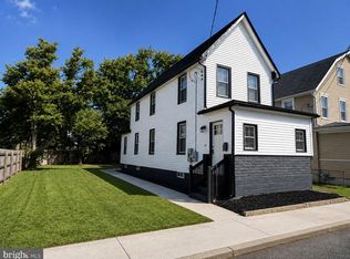 19 W Madison St, Paulsboro, NJ 08066