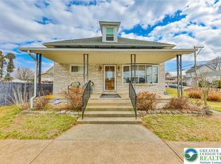 1005 7th St, Whitehall, PA 18052