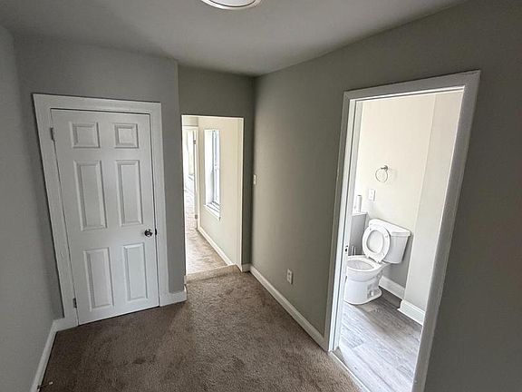 5th image of 430 N Patterson Park Ave