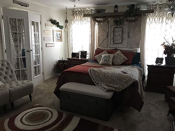5th image of 26 Tiki Ln