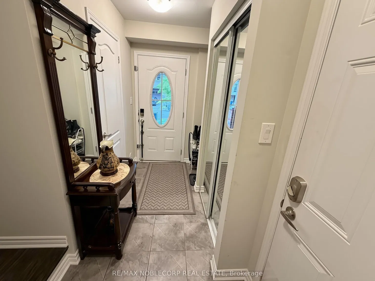 2 bed, $2,550 — Photo 3
