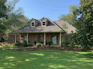 258 Forest Lake Dr, Madison, MS 39110