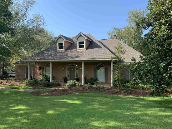 Property at 258 Forest Lake Dr, Madison, MS 39110