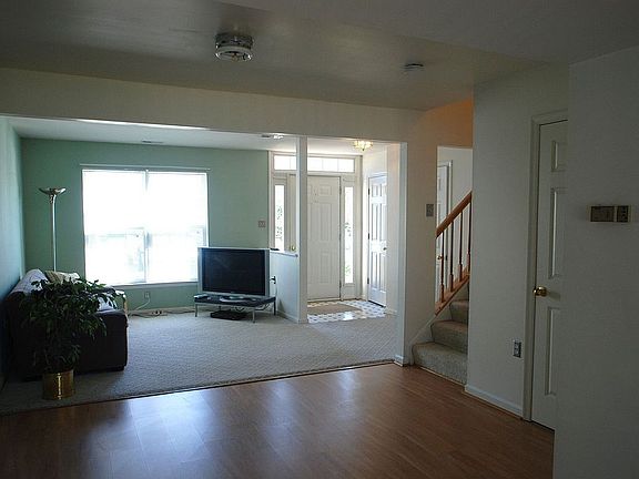 DINING ROOM/FAMILY ROOM