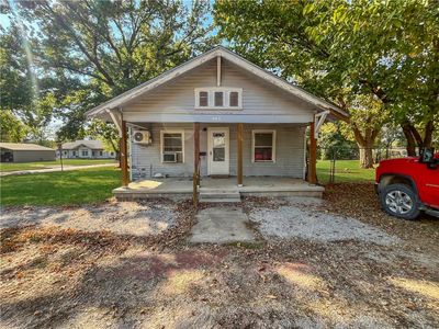 402 N Labette St, Cherryvale, KS, 67335