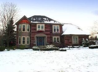 47567 Edinburgh Dr, Plymouth, MI 48170