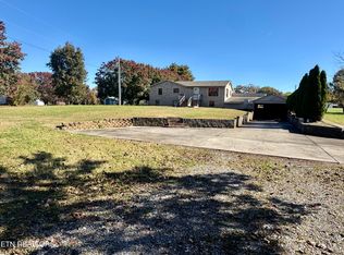 1043 Patterson St, Madisonville, TN 37354