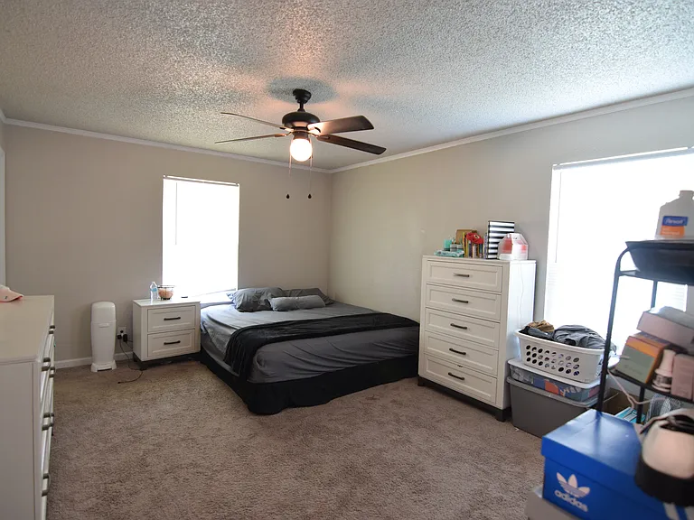 1804 Ruiz Dr — Photo 10