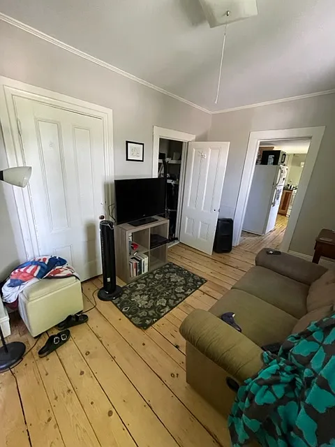 1 bed, 600 sqft, $1,600 — Photo 4