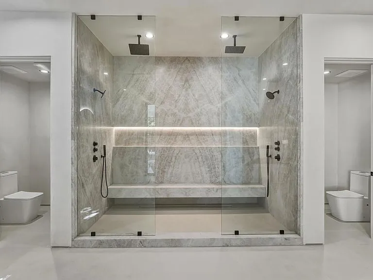 824 N Curson Ave — Photo 25