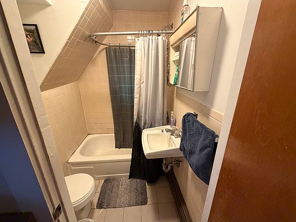 5th image of 12 Cross St E #1