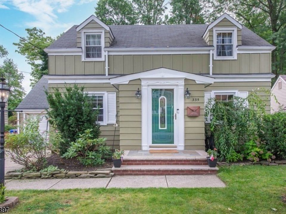 1st image of 335 Elmwood Ter