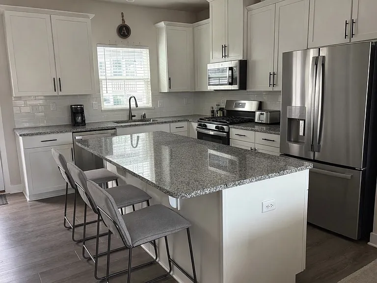 217 Cranesbill Dr — Photo 9