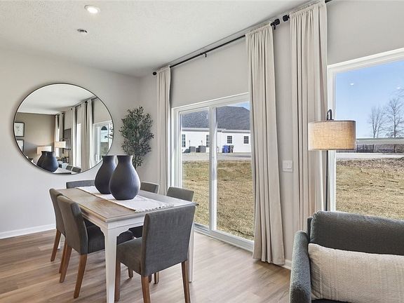 4th image of 383 Gleneagles Dr