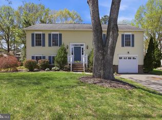 6 Lord Fairfax Dr, Fredericksburg, VA 22405