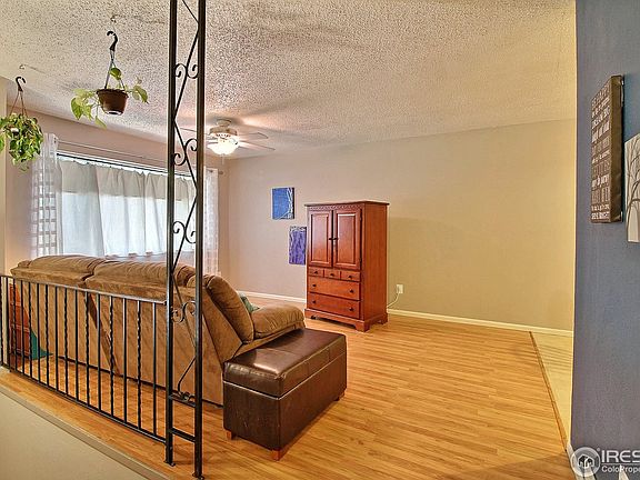 4th image of 712 Broad St