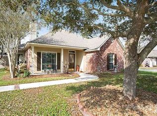 9141 Gary St, Denham Springs, LA 70726