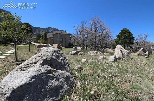 1st image of 139 Kirkstone Ln