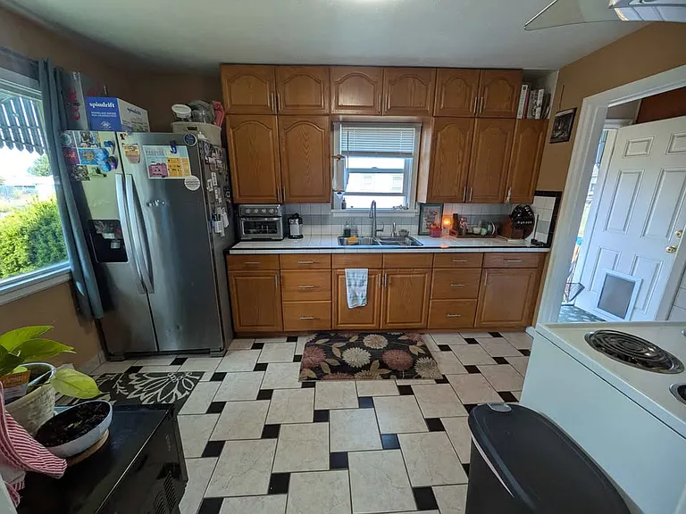 6505 E E St — Photo 10