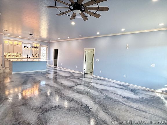 4th image of 1813 Willows Pl