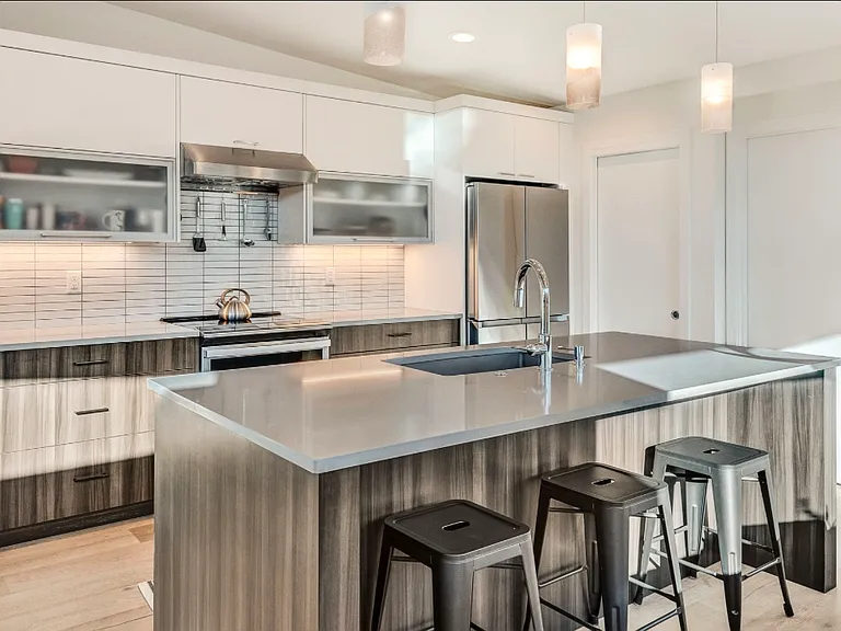 1662 NW Fields St #1 — Photo 7