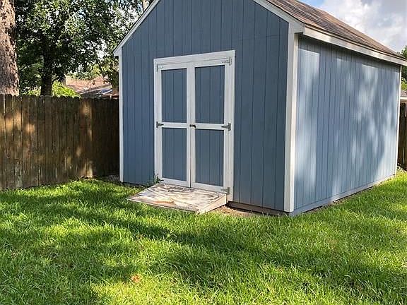 3rd image of 7535 Live Oak Dr