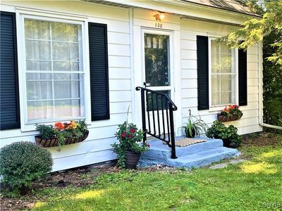 100 Sunrise Dr, Syracuse, NY, 13205