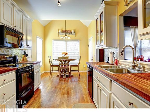 5th image of 4835 Sewell Rd