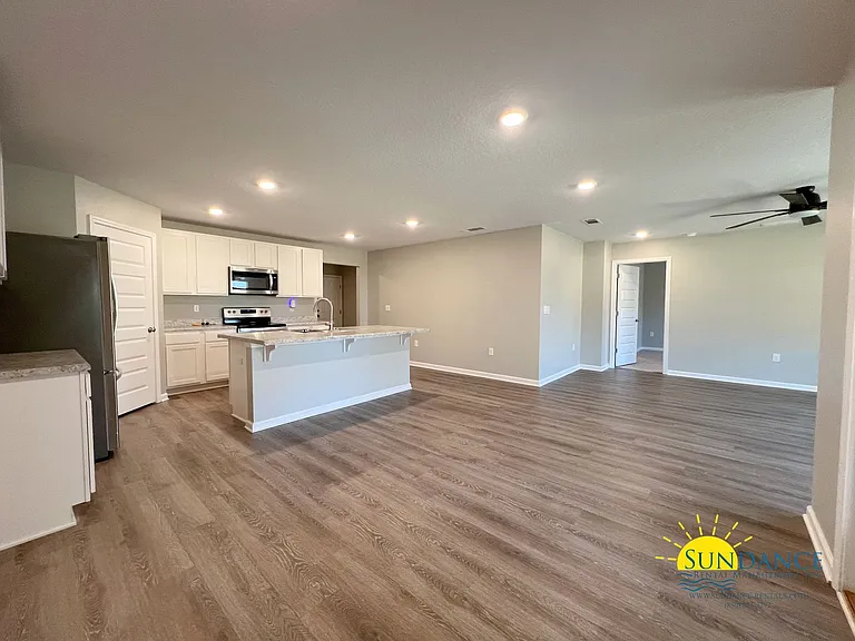 302 Flounder St — Photo 6