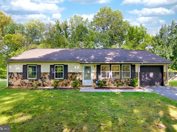 10008 Cedarhollow Ln, Upper Marlboro, MD 20774