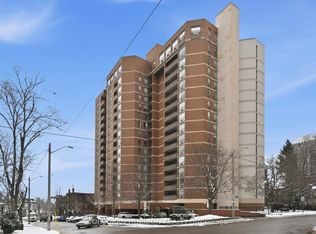 222 Jackson St W #1202, Hamilton, ON L8P4S5