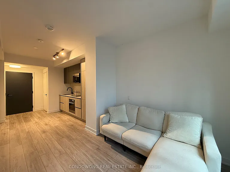 108 Peter St #912 — Photo 3