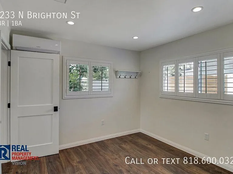 1233 N Brighton St — Photo 16