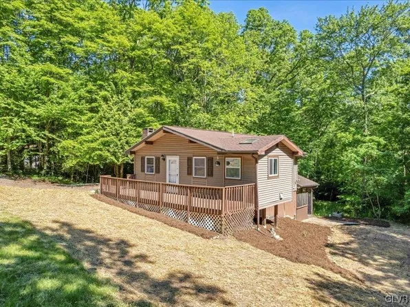 247 Thunderbird Ter, Stroudsburg, PA 18360