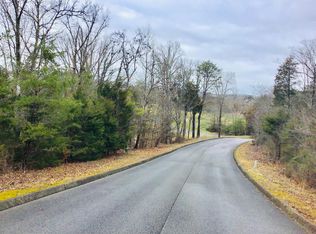 656 Bluegreen Way, Tazewell, TN 37879
