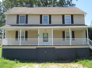 417 Palmetto Ave, Seneca, SC 29672