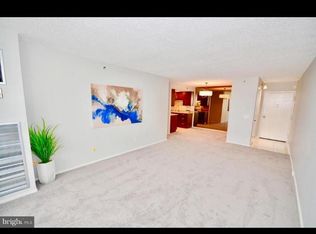 5911 Edsall Rd PH 02, Alexandria, VA 22304