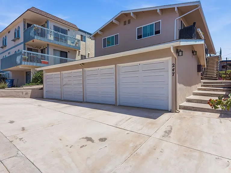 247 Avenida Rosa — Photo 1