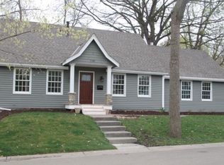 119 Grove St, Excelsior, MN 55331