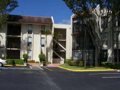 6701 N University Dr APT 114, Tamarac, FL, 33321
