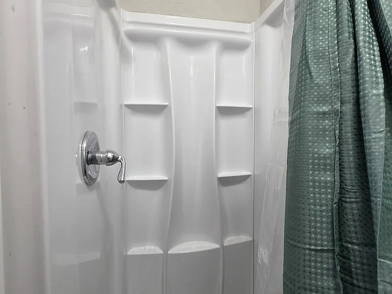 409 Wayne Ave — Photo 11