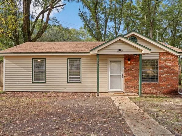 5798 Jodphur Ct, Tallahassee, FL 32303