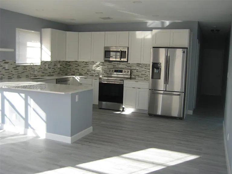 13220 SW 99th Pl — Photo 3
