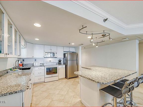 4th image of 6201 Thomas Dr Unit 1405