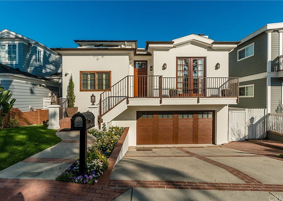 1st image of 3304 N Poinsettia Ave