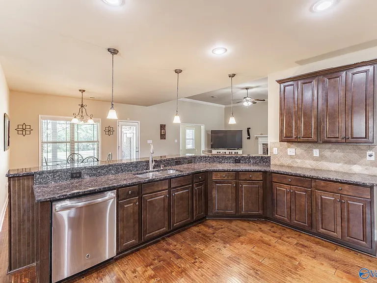 114 Rushing Brook Dr — Photo 8