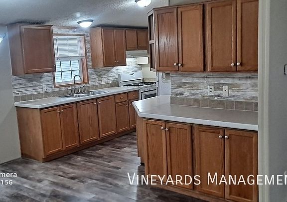 3rd image of 10000 Joan Dr