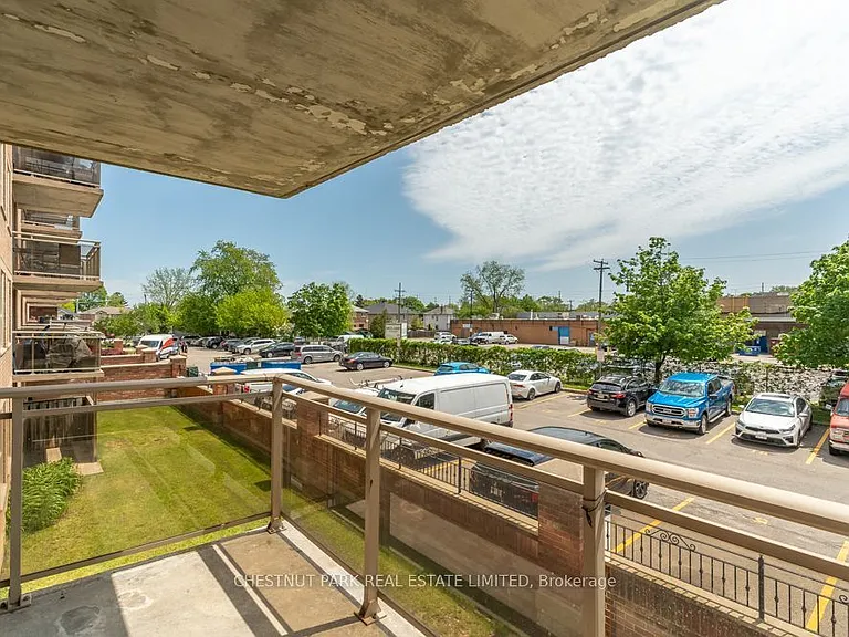 1060 Caven St #202 — Photo 21